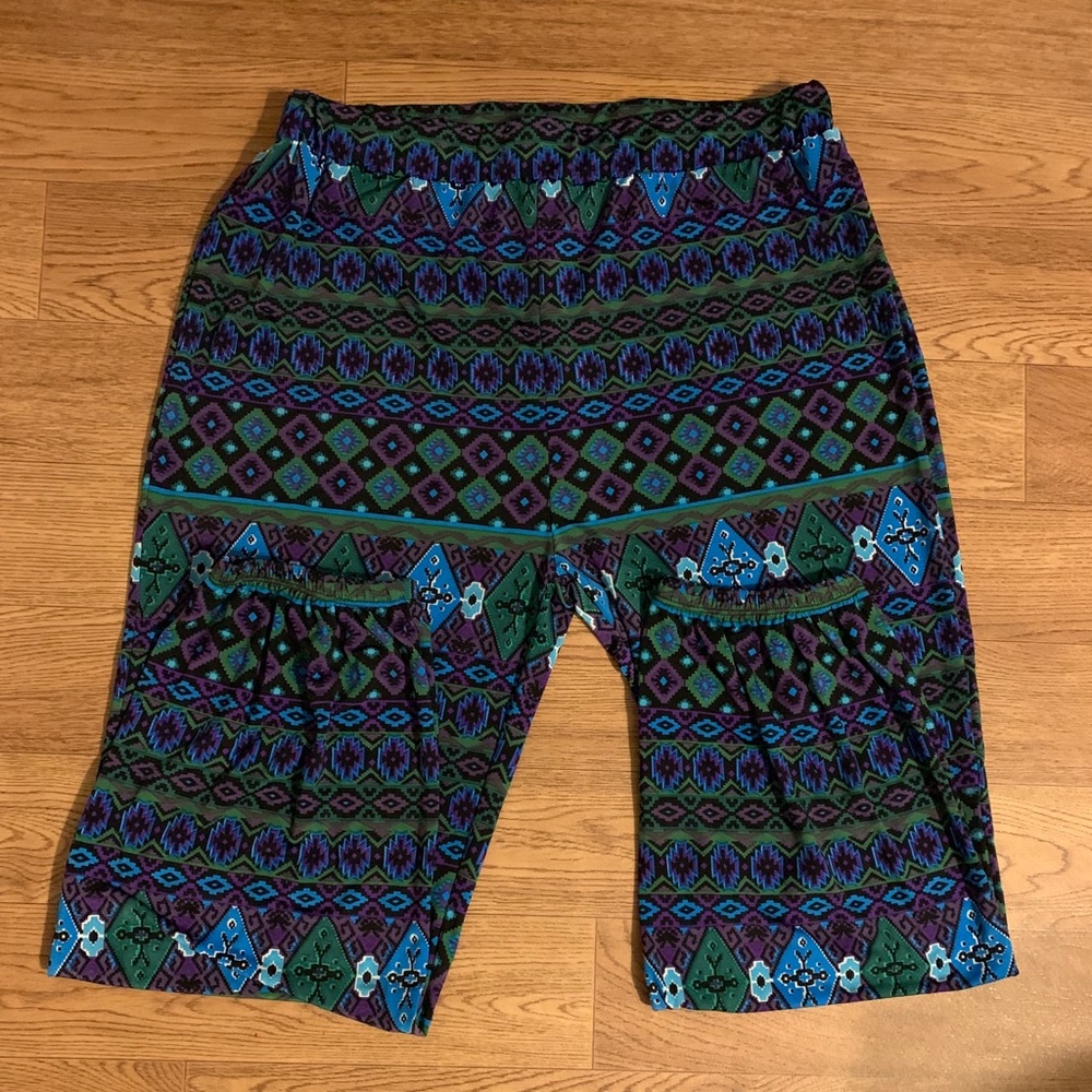 Practically new women’s Jogger type Pants!!